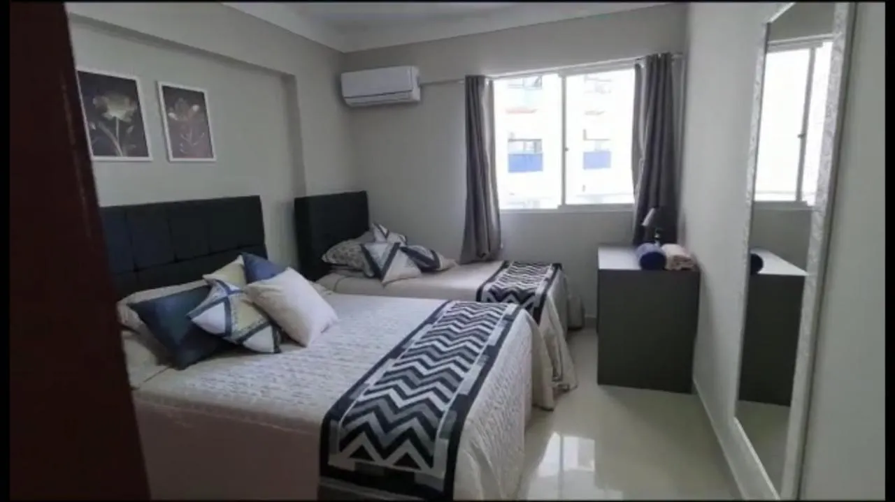 Aconchegante Apartamento, Com Excelente Vista Mar Apartment Balneario Camboriu Brazil
